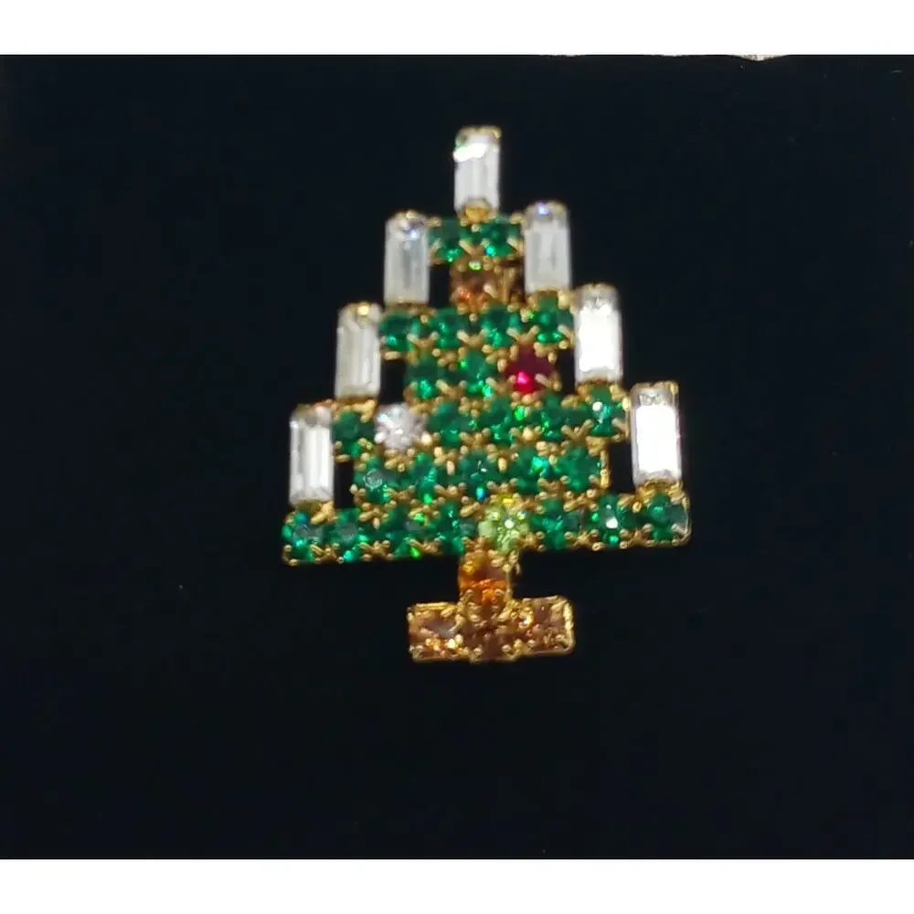Gorgeous Unsigned Prong Set Rhinestone Christmas Tree Brooch Candle Gold Tone
